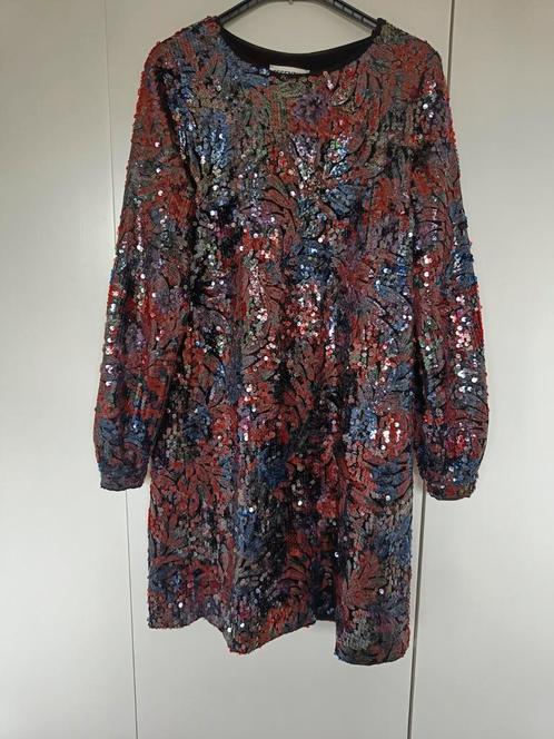 Essentiel - Jurk met pailletten, Kleding | Dames, Jurken, Zo goed als nieuw, Maat 36 (S), Overige kleuren, Boven de knie, Ophalen of Verzenden