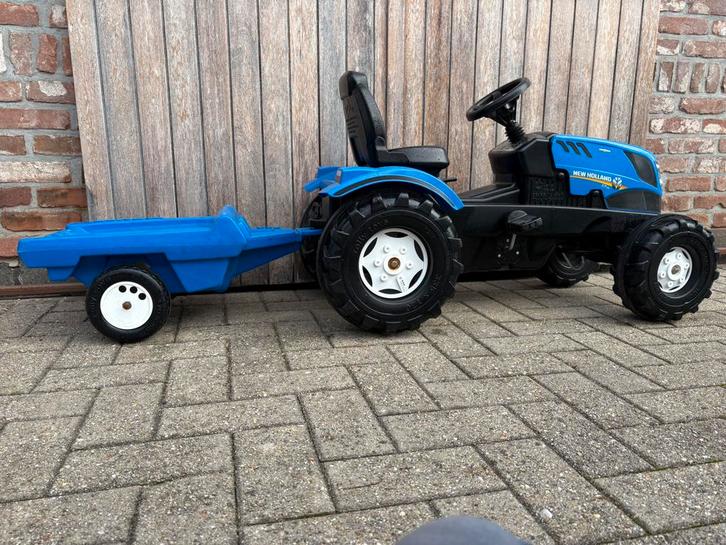 tractor New Holland met kar, Kinderen en Baby's, Speelgoed | Buiten | Voertuigen en Loopfietsen, Zo goed als nieuw, Ophalen of Verzenden