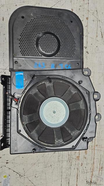 Subwoofer speaker rechts BMW 5 / 6 serie E60 E61 E63 + LCi 6 beschikbaar voor biedingen