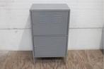 Metalen locker kast, Zakelijke goederen, Niet ingevuld, Niet ingevuld, Niet ingevuld