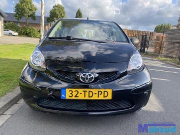 2006 TOYOTA AYGO 1.0 1KRFE Zwart 211 Demontage onderdelen beschikbaar voor biedingen