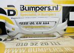 BUMPER Volvo V40 Rdesign R-Design Geen KLS VOORBUMPER 1-E7-9, Pare-chocs, Avant, Utilisé, Enlèvement ou Envoi