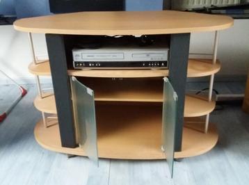 petite armoire télé beschikbaar voor biedingen