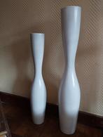 2 grands vases en porcelaine, Maison & Meubles, Accessoires pour la Maison | Vases, Comme neuf, Enlèvement ou Envoi