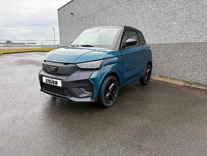 Ligier Js 50 C Elite Diesel 5+ direction assistée et Carplay, Auto's, Aixam, Bedrijf, Te koop, Diesel, Automaat, Blauw, Leder