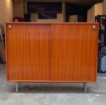 Alfred Hendrickx Belform vintage dressoir uit de jaren 60  beschikbaar voor biedingen