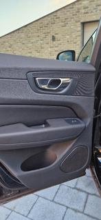 Volvo XC60 T6 Recharge Ultra bright plug-in hybrid, Auto's, Volvo, 4 cilinders, 1969 cc, Zwart, Leder