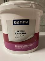 Lijm voor vliesbehang, Ophalen, Zo goed als nieuw