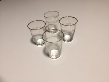 " Vintage " borrelglaasjes 4 stuks beschikbaar voor biedingen