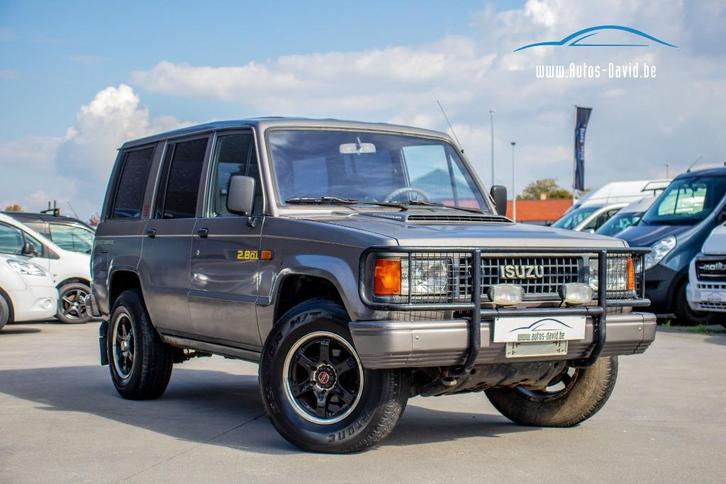 Isuzu Trooper 2.8 V6 turbo diesel intercooler 4x4 / OLDTIMER, Auto's, Isuzu, Bedrijf, Te koop, Overige modellen, 4x4, Bluetooth