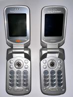 Lot de 2 téléphones vintage Sony Ericsson Z530i & W300i, Telecommunicatie, Mobiele telefoons | Sony, Ophalen, Gebruikt, Wit, Overige systemen
