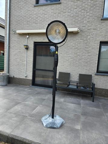 Sunred Indus Bright lijn zwart staand model terrasverwarmer  beschikbaar voor biedingen