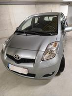 Toyota Yaris 1.3 74KW benzine 08/2010  Km 21.021, Autos, Argent ou Gris, Achat, Boîte manuelle, 5 portes