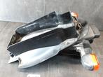 ST4S 1998 - 2006 Ducati Spatbord D1-61680, Motoren