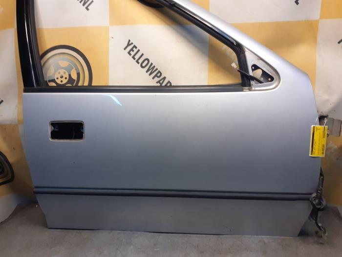 Portière 4portes avant droite d'un Suzuki Swift (Z2S), Autos : Pièces & Accessoires, Carrosserie & Tôlerie, Porte, Suzuki, Utilisé