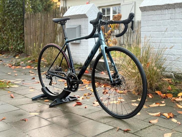 Vélo de route Felt FR 30 – 2023, Vélos & Vélomoteurs, Vélos | Vélos de course, Comme neuf, Giant, Aluminium, Enlèvement