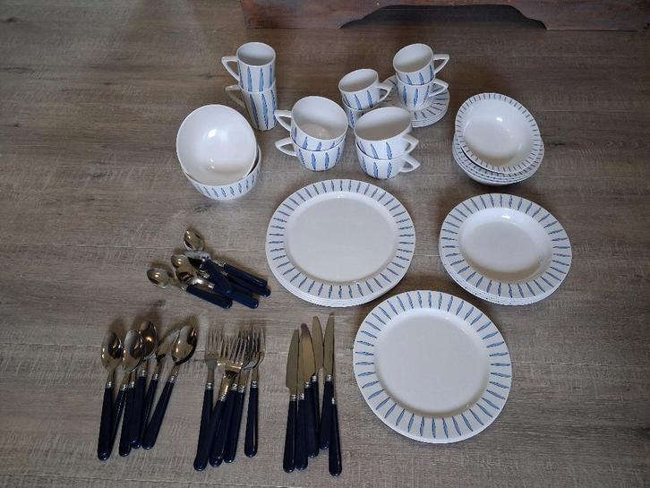 groot set (56stuks) kampeer servies mepal - rosti melamine, Caravanes & Camping, Accessoires de camping, Comme neuf, Enlèvement ou Envoi