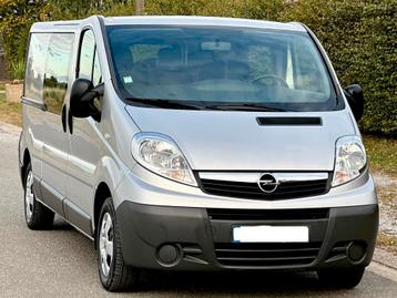 Opel Vivaro 2.0 TDCI / 1 grote dubbele cabine - 105.000 km! beschikbaar voor biedingen
