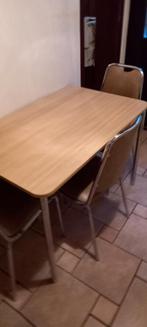 Table et chaises cuisine vintage., Maison & Meubles, Utilisé, Enlèvement ou Envoi