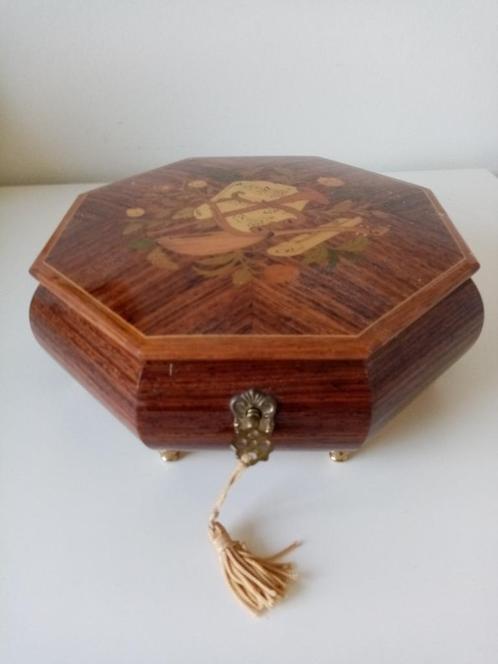 muziekdoos -Made in Italy, Antiek en Kunst, Curiosa en Brocante, Ophalen