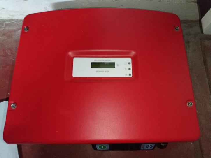 SMA Sunny Boy SB3300, Doe-het-zelf en Bouw, Zonnepanelen en Toebehoren, Gebruikt, Compleet systeem, 200 wattpiek of meer, Ophalen of Verzenden