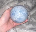 Blauwe calciet bal, Enlèvement, Neuf