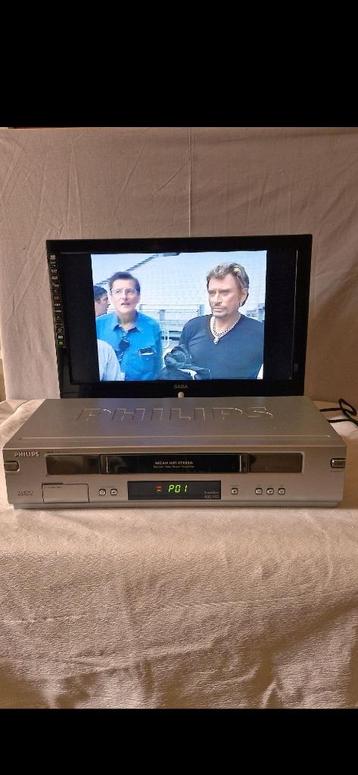 Philips videorecorder model VR840/39zonder afstandsbediening beschikbaar voor biedingen