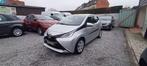 Toyota Aygo 65.000km, Auto's, Toyota, Voorwielaandrijving, USB, Leder en Stof, Bedrijf