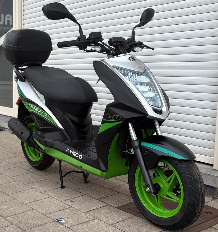Kymco Agility naked Sport, Fietsen en Brommers, Scooters | Overige merken, Zo goed als nieuw, Klasse B (45 km/u), Benzine, Ophalen of Verzenden