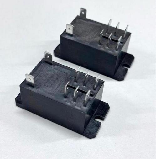 2X Hongfa HF92F-012D-2C21S Steekrelais 12V/DC wisselcontact, Hobby en Vrije tijd, Elektronica-componenten, Ophalen of Verzenden