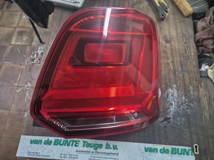 Achterlicht rechts van een Volkswagen Polo, Auto-onderdelen, Verlichting, Volkswagen, Gebruikt, 3 maanden garantie, Ophalen of Verzenden