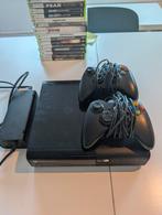 Xbox 360 E, Games en Spelcomputers, Ophalen, 4 GB, 360 E, Met 2 controllers