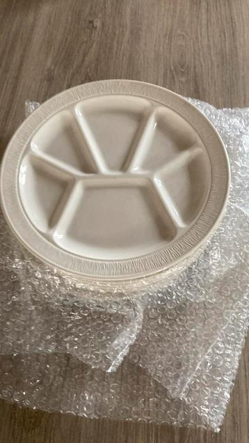 6 FONDUEBORDEN porselein beschikbaar voor biedingen