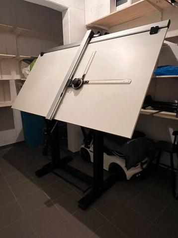Table à dessin, Enlèvement, Comme neuf