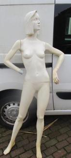 Joli grand mannequin féminin en PVC, Hobby & Loisirs créatifs, Enlèvement, Utilisé, Mannequin