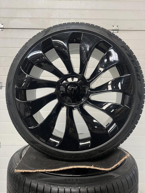 TESLA MODEL Y VELGEN 21 INCH ZOMERBANDEN NIEUW UBER TURBINE, Autos : Pièces & Accessoires, Pneus & Jantes, Pneus et Jantes, 21 pouces