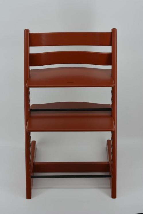 Stokke Tripp Trapp stoel refurbished warm red, Kinderen en Baby's, Kinderstoelen, Zo goed als nieuw, Meegroeistoel, Aanschuifbaar