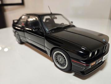 AutoArt BMW E30 M3 Sport Evolution Zwart beschikbaar voor biedingen
