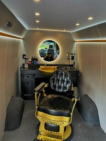 Mobiele Barbershop / Mercedes sprinter off grid barberbus