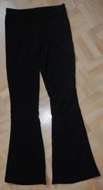 Zwarte broek ribstof 34-36, Vêtements | Femmes, Culottes & Pantalons, Enlèvement ou Envoi