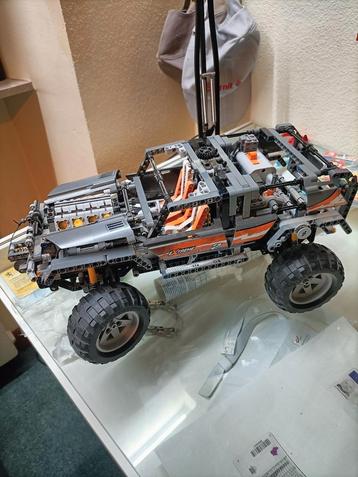 LEGO Technic Set 8297 Le 4x4 motorisé (Off-Roader) beschikbaar voor biedingen