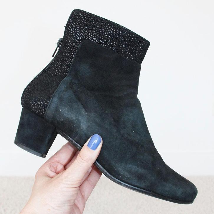 Schitterende Suede Poccopazza Laarsjes - 31 (Maat 40) € 95,-, Kleding | Dames, Schoenen, Zo goed als nieuw, Lage of Enkellaarzen