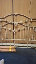 2 perssonsbed met matrassen, Ophalen