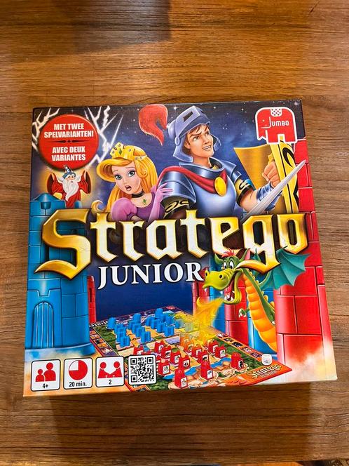 Stratego Junior!, Hobby en Vrije tijd, Gezelschapsspellen | Bordspellen, Zo goed als nieuw, Een of twee spelers, Ophalen of Verzenden