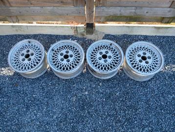 4 velgen van jeep cherokee 15 inch beschikbaar voor biedingen