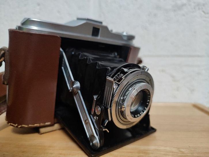 Agfa Isolette camera met leren etui, Verzamelen, Foto-apparatuur en Filmapparatuur, Ophalen