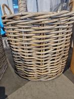 Grote mooie ronde rieten manden, Huis en Inrichting, Ophalen, Mand, Rond, Zo goed als nieuw