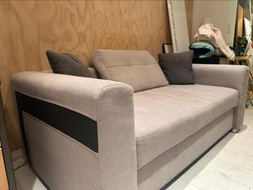 Grijze 3-zits slaapbank in zeer goede staat/95€ beschikbaar voor biedingen