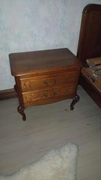 Tables de chevet en chêne massif L 56 x H 59 cm, Enlèvement