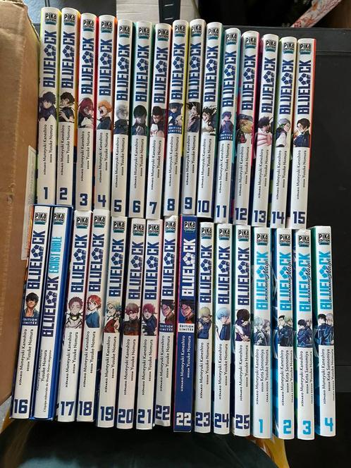 Blue lock lot de 29 tomes intégrale 1 a 25 + 4 tomes Nagi, Boeken, Stripverhalen, Ophalen of Verzenden